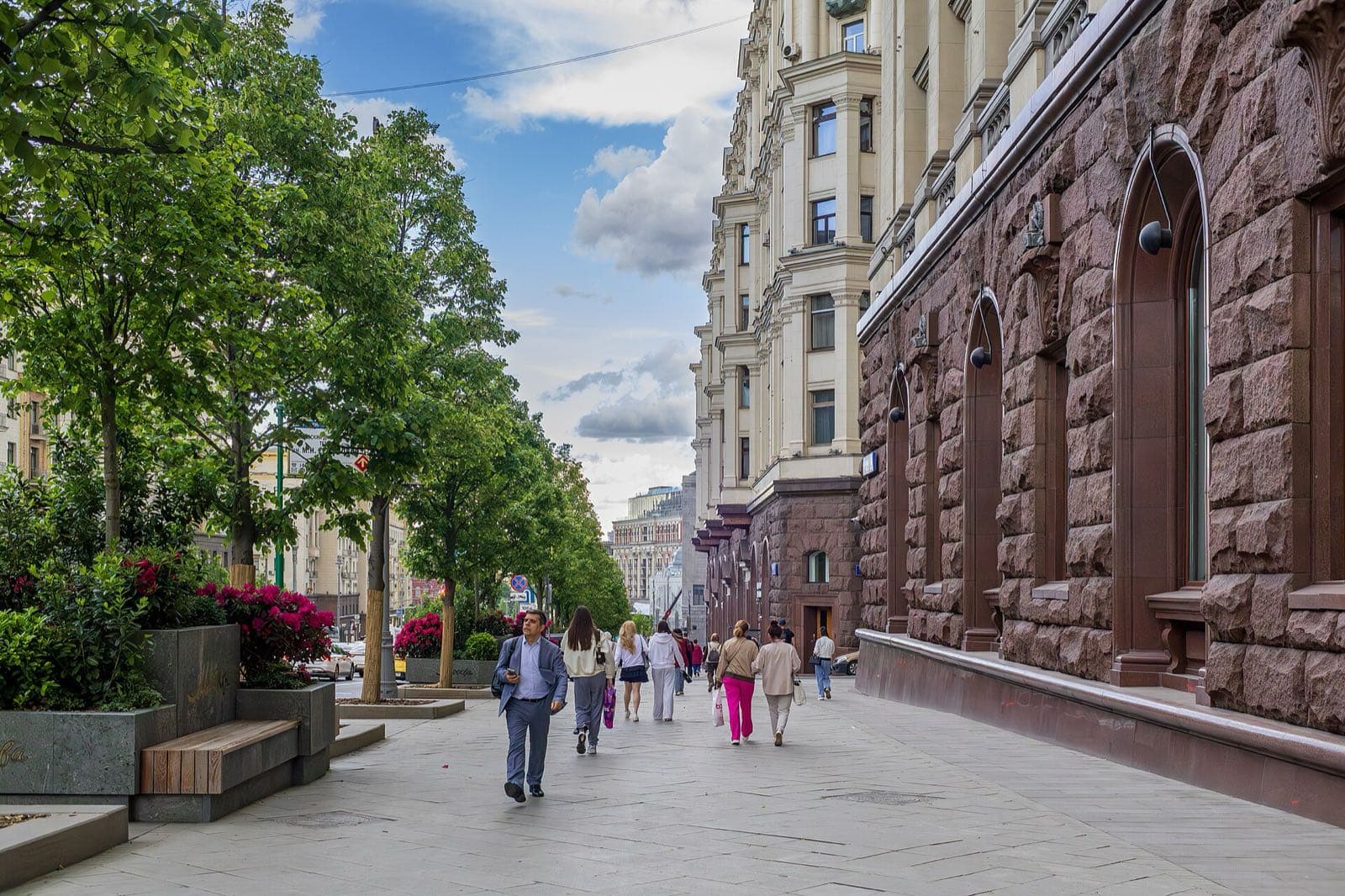 Tree-lined pavement on Tverskaya Street, Moscow